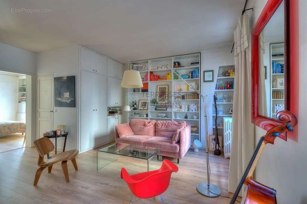 Appartement à PARIS-12E