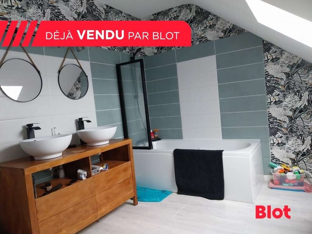 Maison 126 m² à Chatillon-En-Vendelais  - photo 7