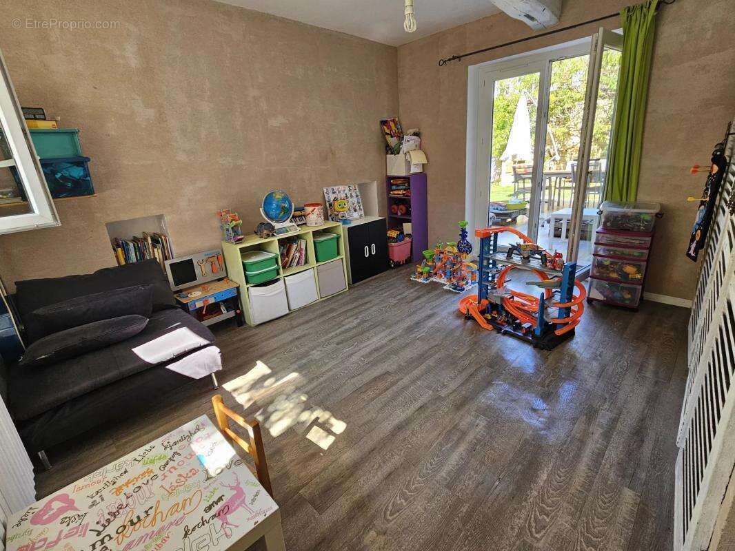 Maison à FONTAINEBLEAU