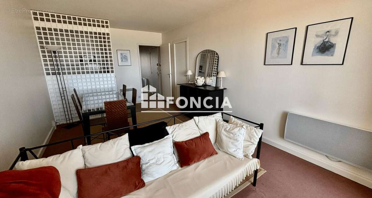 Appartement à COURSEULLES-SUR-MER