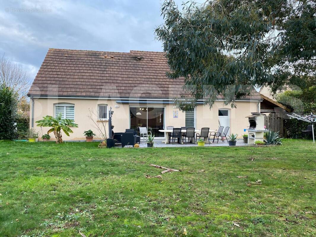 IMG-20251106-WA0043 - Maison à VOIVRES-LES-LE-MANS