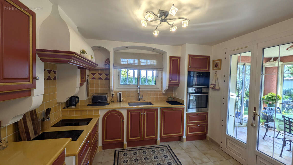 Maison à FREJUS