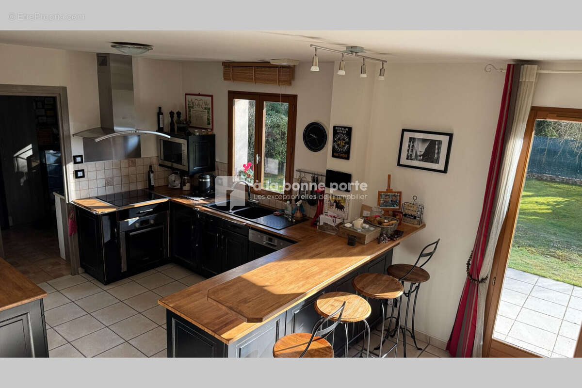 Maison à CHATEAUFORT