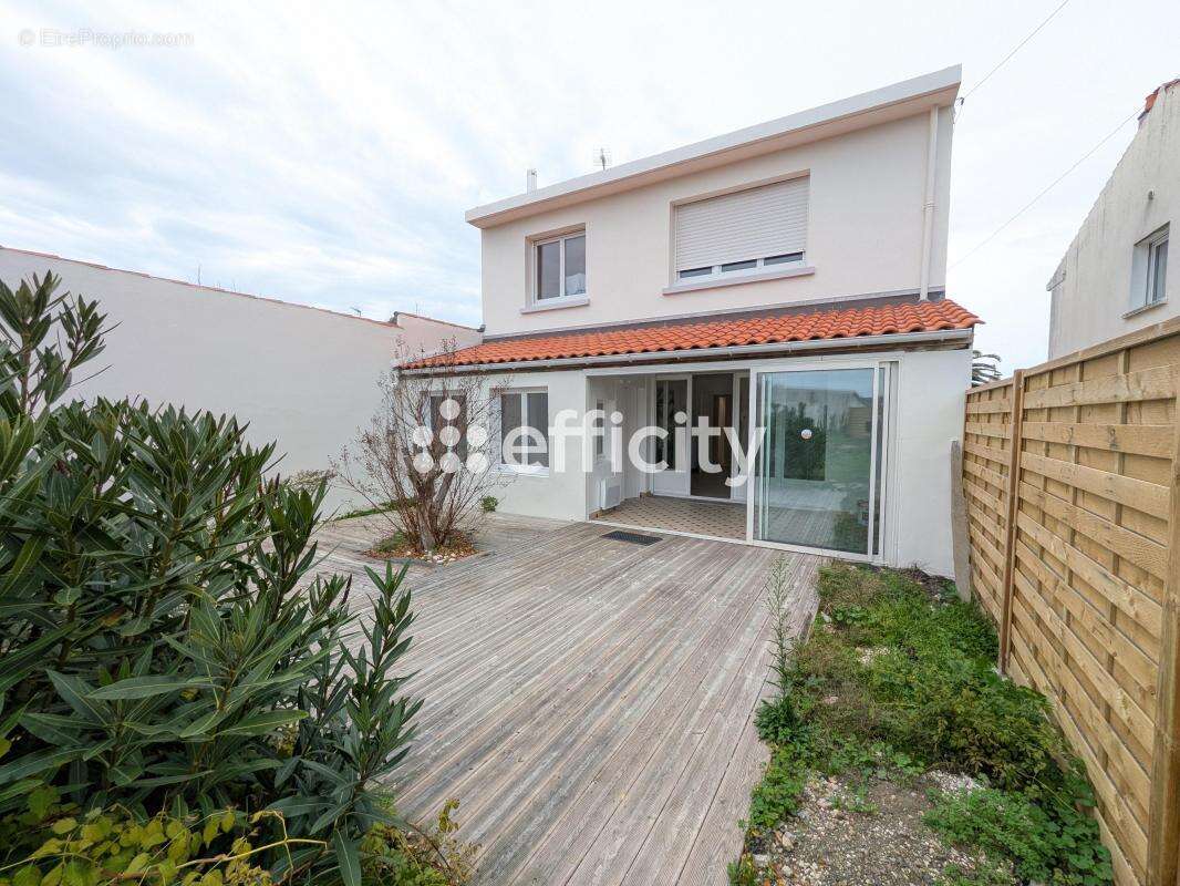 Appartement à LES SABLES-D&#039;OLONNE
