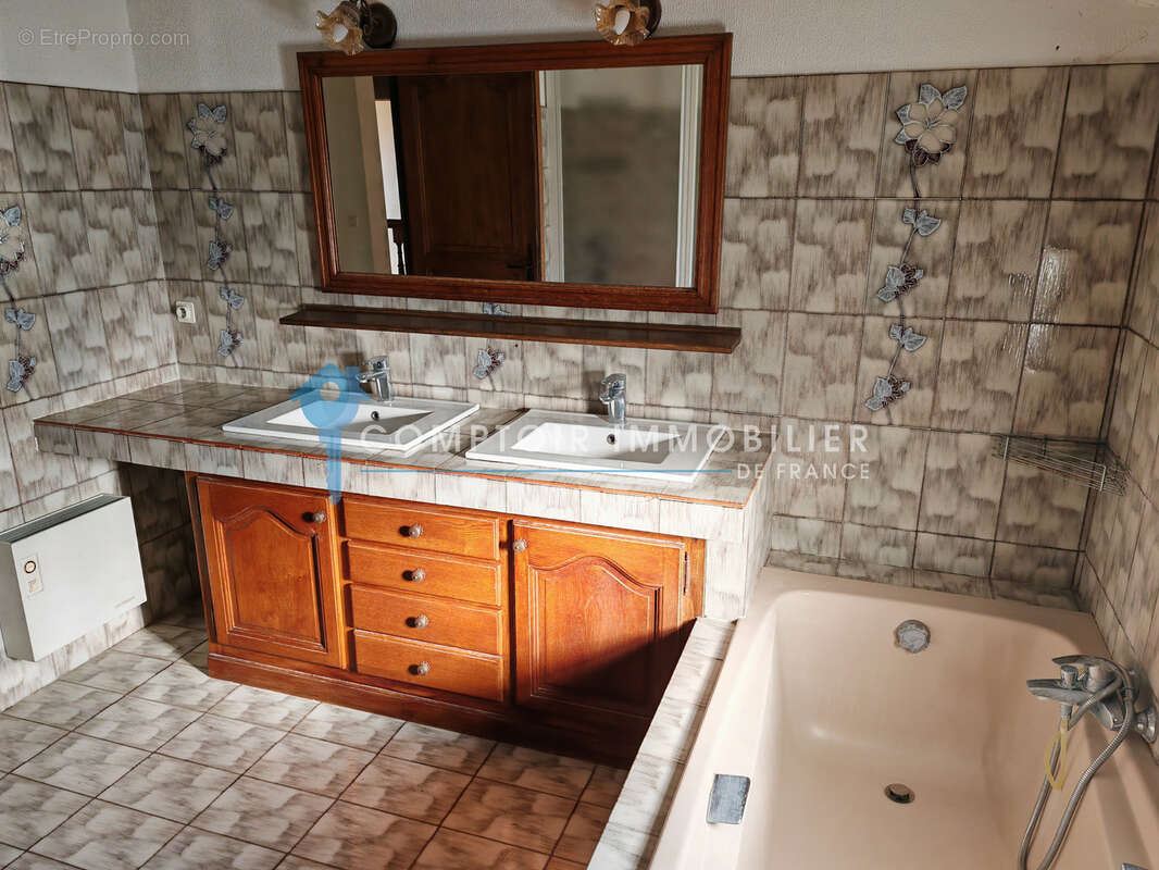 Dpt hérault à vendre saint martin de londres proche, villa f 6 sh 203 m2 terrain 1951 m2 - photo 9