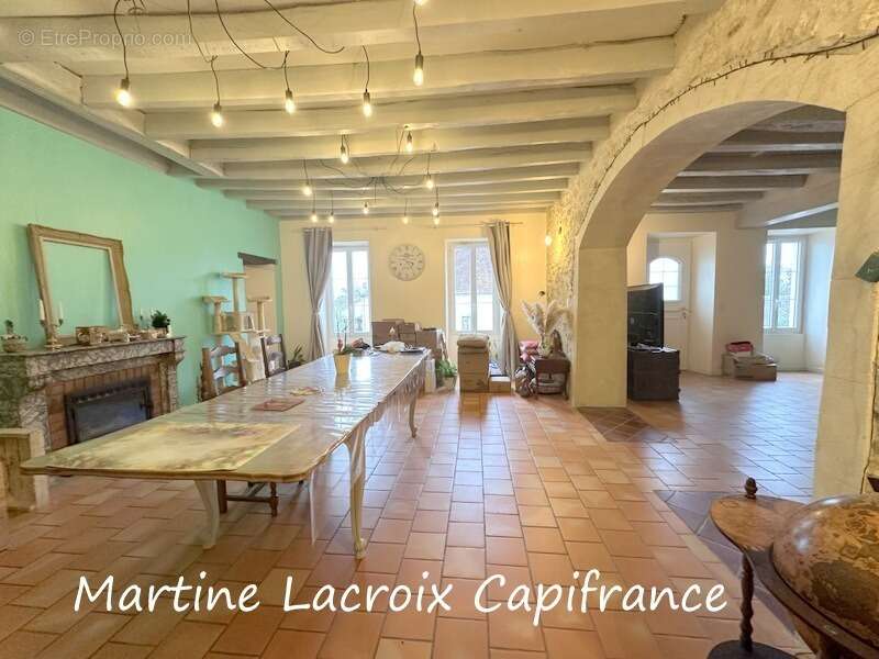 Maison à SCEAUX-SUR-HUISNE