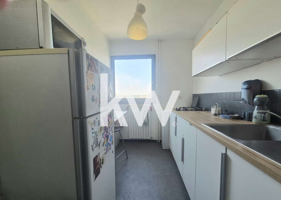 Appartement 34 m² à Saint-Etienne  - photo 3