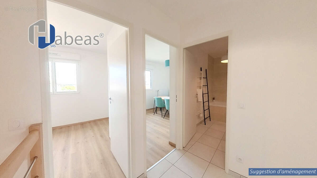 Maison à SAINT-PIERRE-DE-CHANDIEU