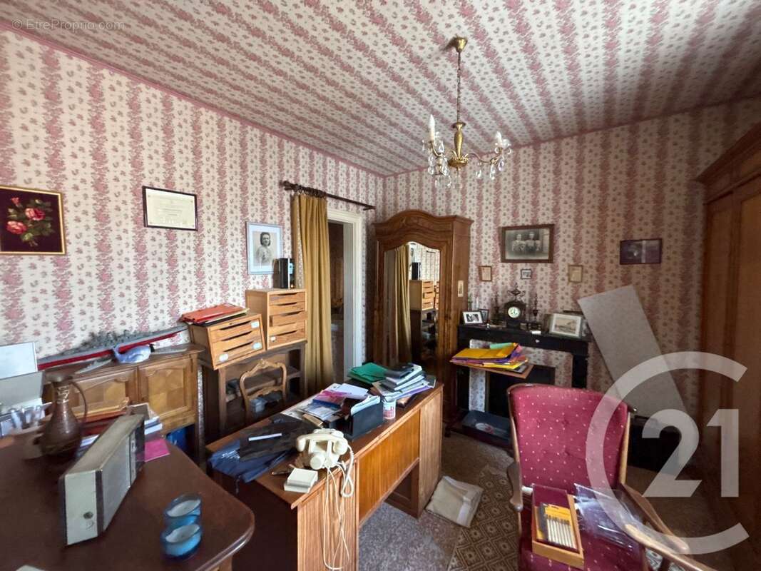 Maison à IVRY-LA-BATAILLE