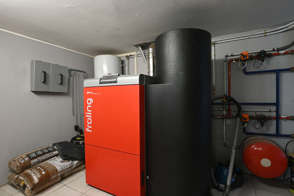 Maison à SAINT-GERMAIN-DES-CHAMPS