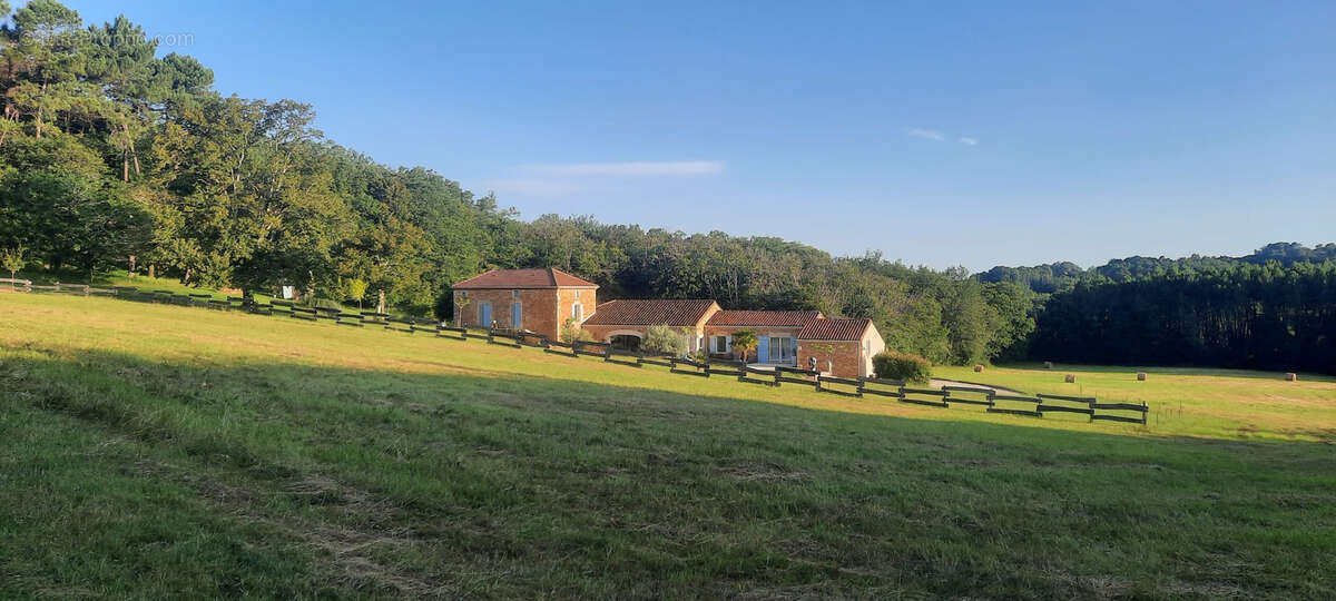 Maison à PUY-L'EVEQUE