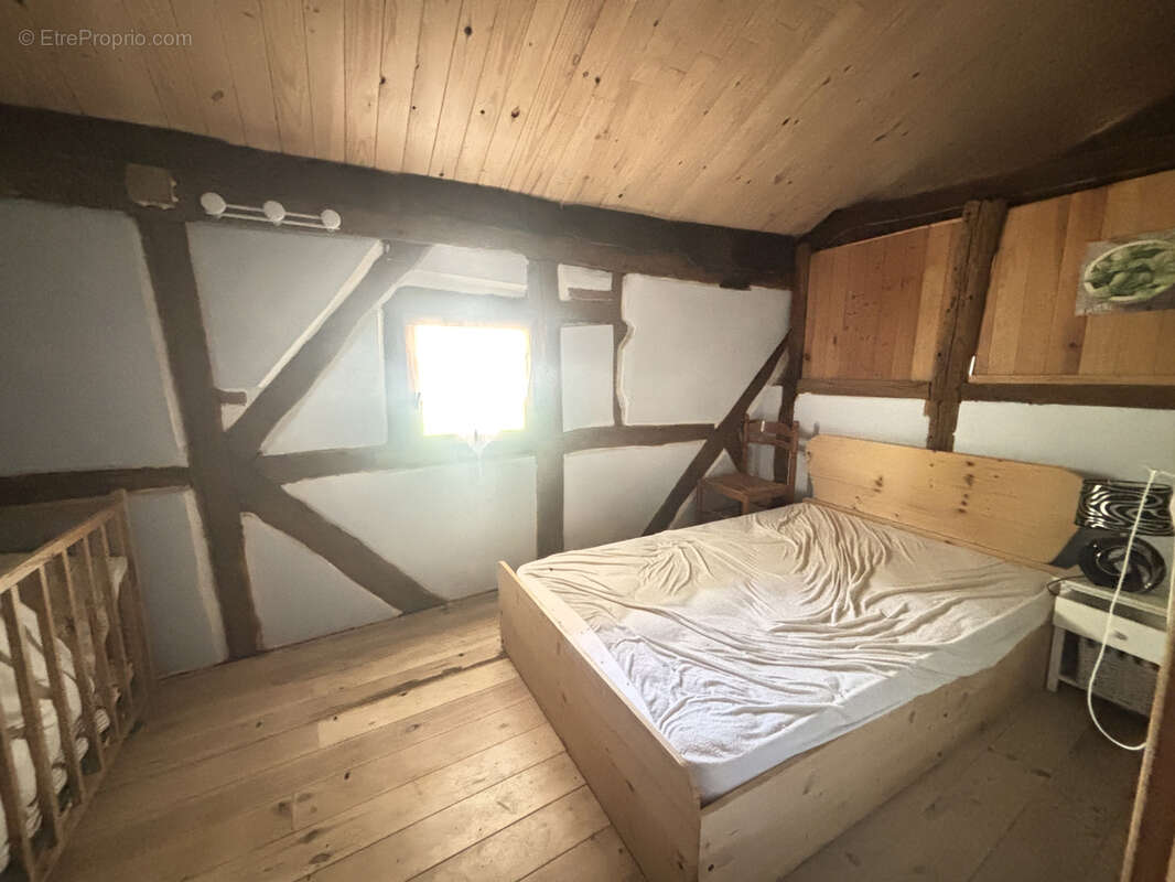 Jolie ferme dans un coin tranquille de confrançon - photo 7