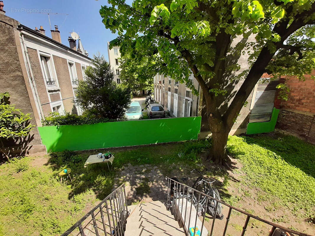 Appartement à IVRY-SUR-SEINE