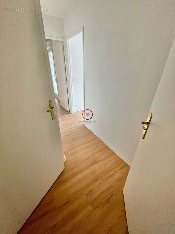 couloir - Appartement à ARGENTEUIL