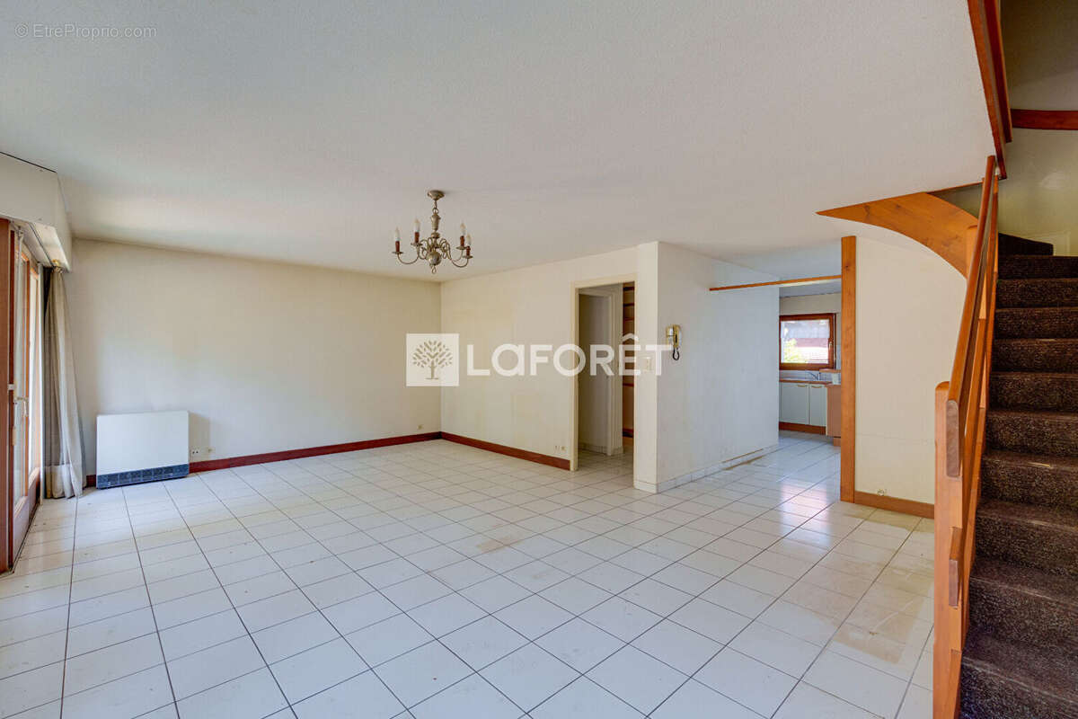 Maison Evian Les Bains 4 pièces 121,91m² en Hypercentre - photo 8