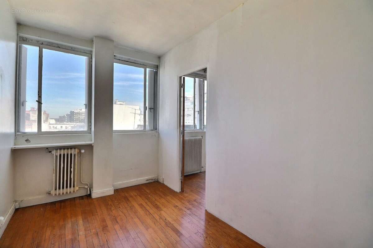 Appartement à MONTROUGE