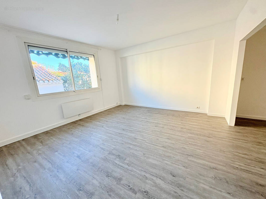 Appartement à PEROLS
