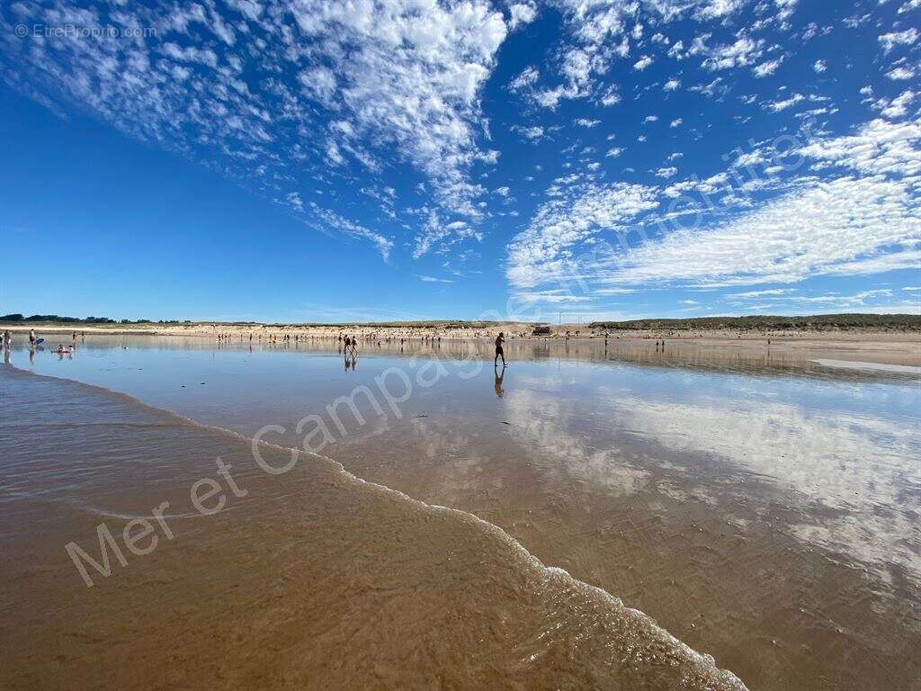 Terrain à BREM-SUR-MER