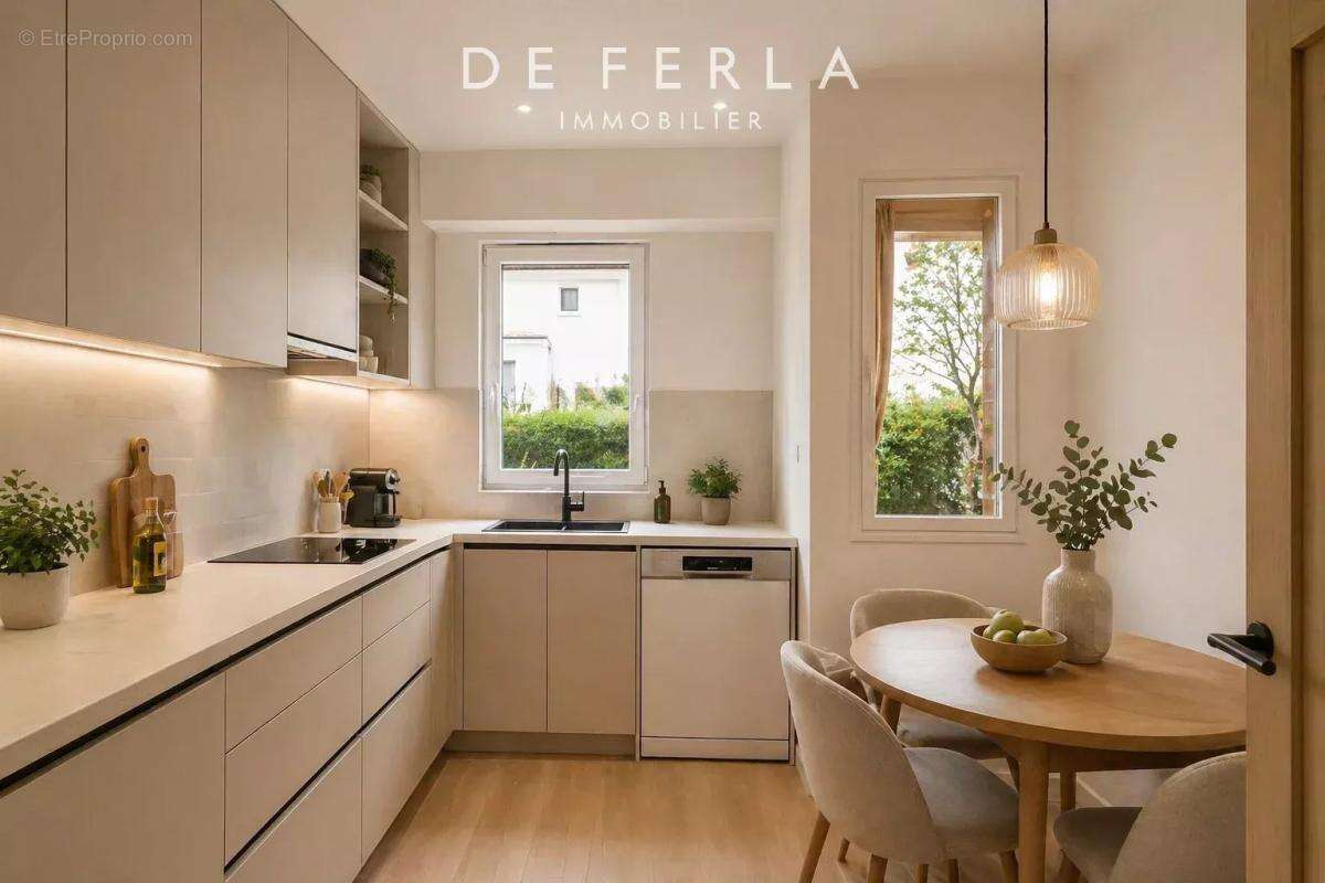 Appartement à PARIS-15E