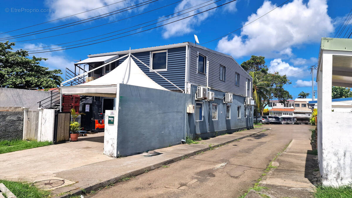 Commerce à FORT-DE-FRANCE