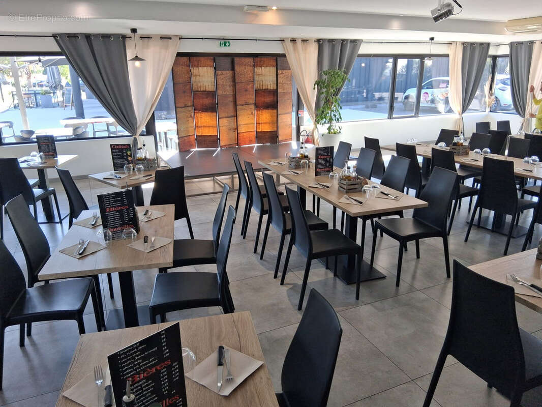 Commerce à MARIGNANE