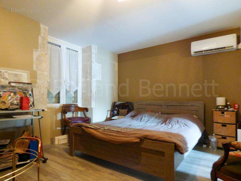 Maison à VILLEFAGNAN