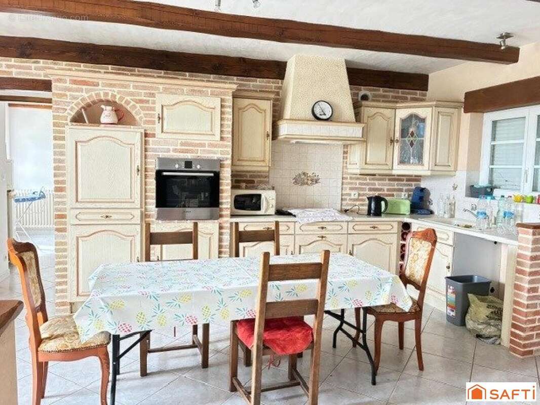 Photo 2 - Maison à L'ILE-D'ELLE