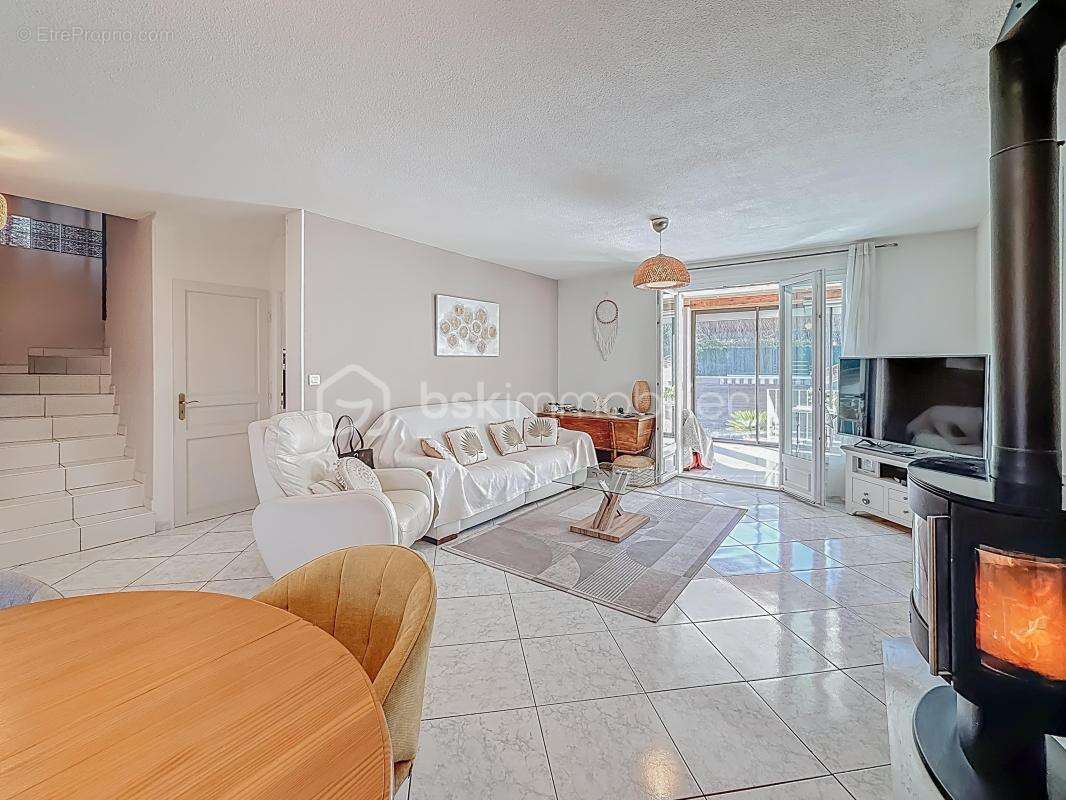 *** superbe villa de 175 m² avec garage – juvignac la plaine*** - photo 8