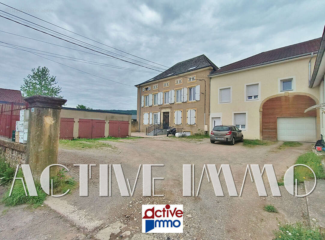 Appartement à FAMECK