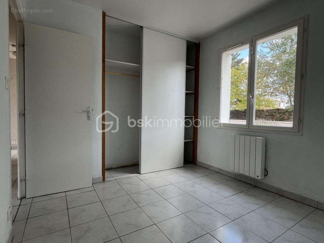 SAUJON  -  maison plain-pied 91 m2 sur terrain clos 560 m2 - photo 10
