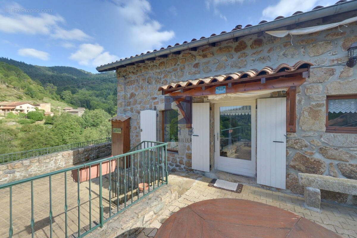 Maison à DORNAS