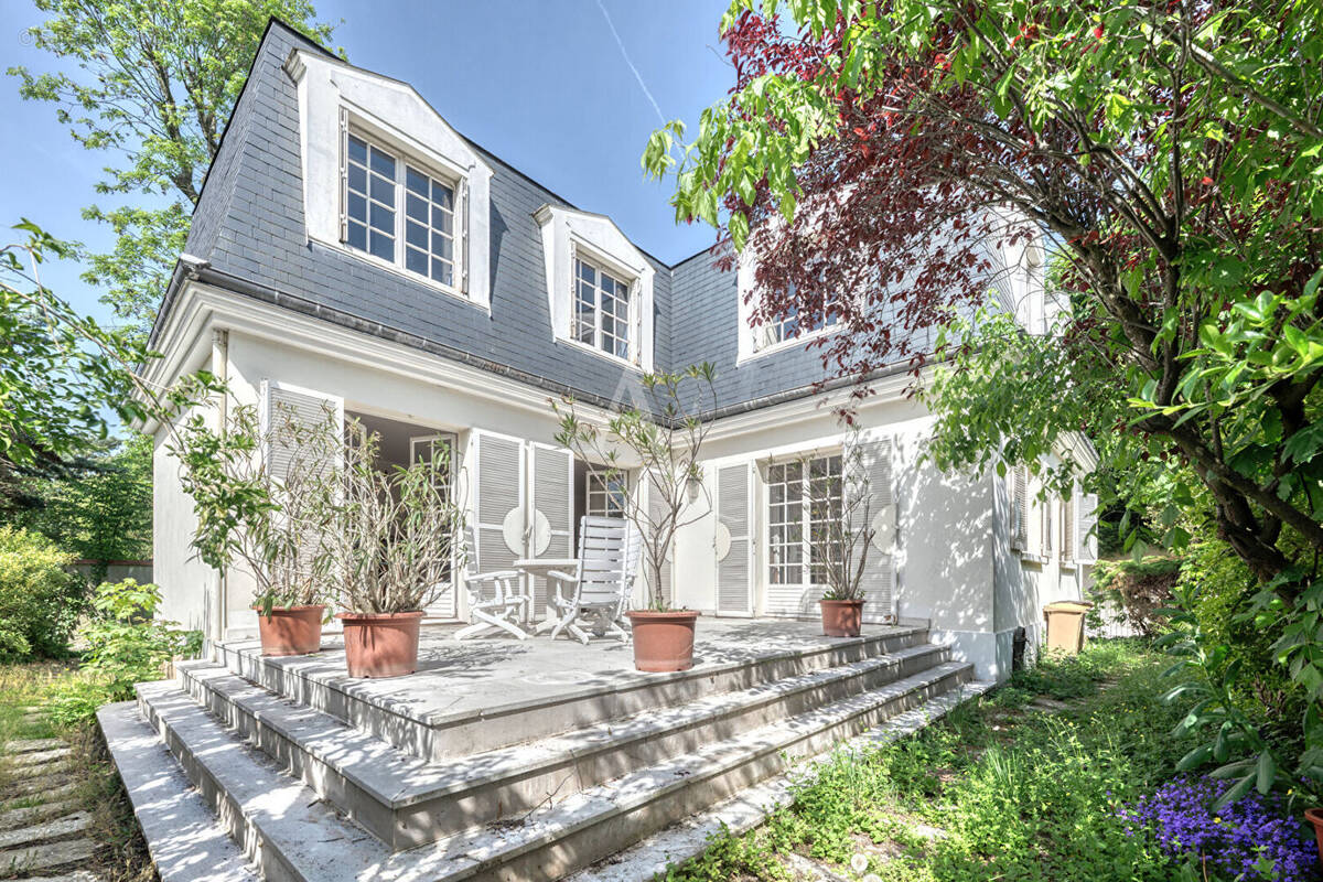 Maison à LE PERREUX-SUR-MARNE