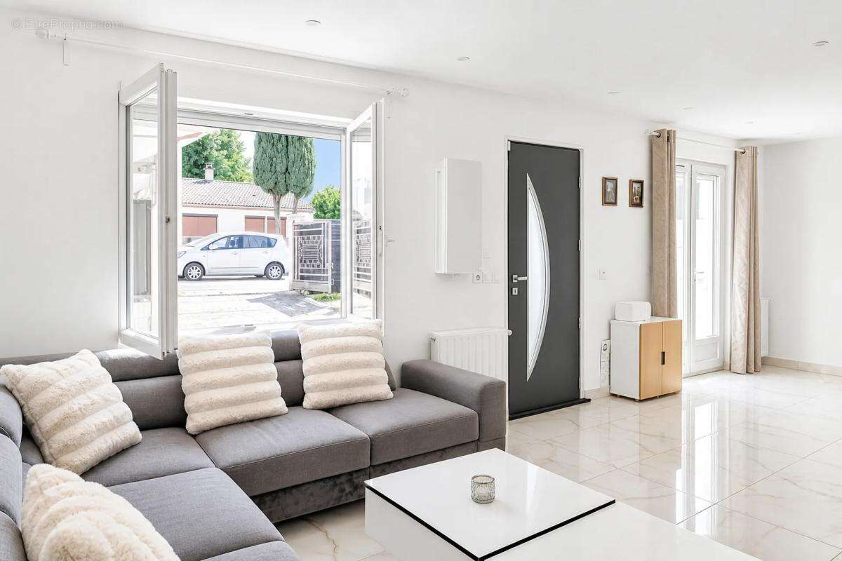 Maison de 4 pièces de 83m² avec jardin - Chelles - photo 3