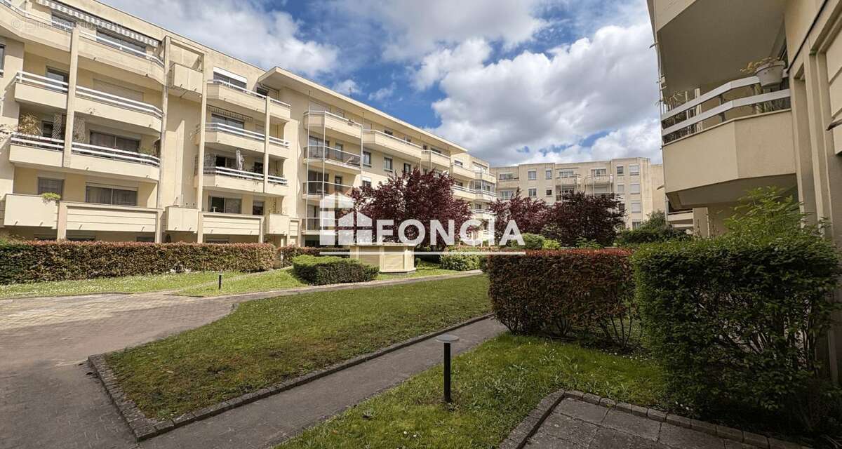 Bordeaux tondu / mouneyra – t2 de 51 m² avec terrasse, parking et cave - photo 5