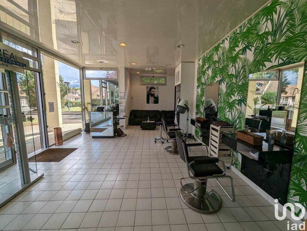 Photo 1 - Commerce à LE MANS