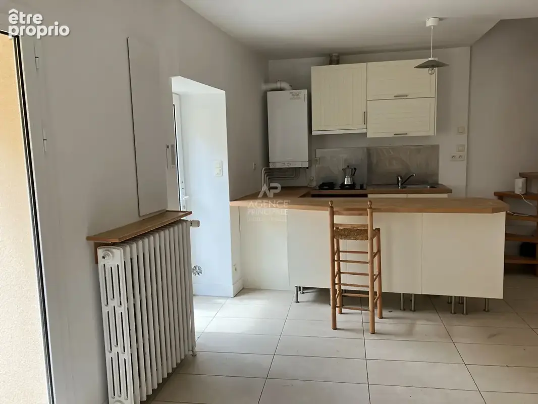 Appartement à LE MESNIL-LE-ROI