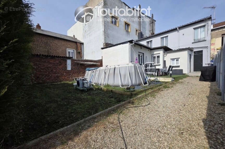 Appartement 100 m² à Charleville-Mezieres  - photo 8