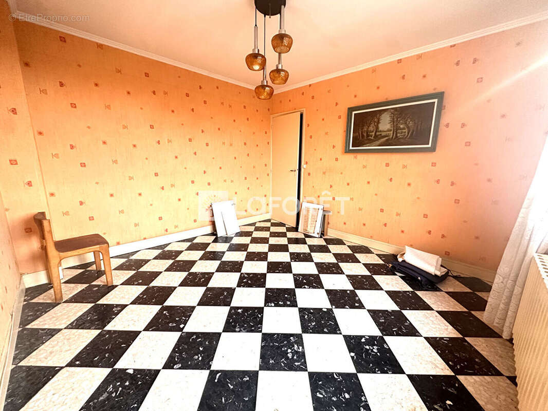 Maison à SARTROUVILLE