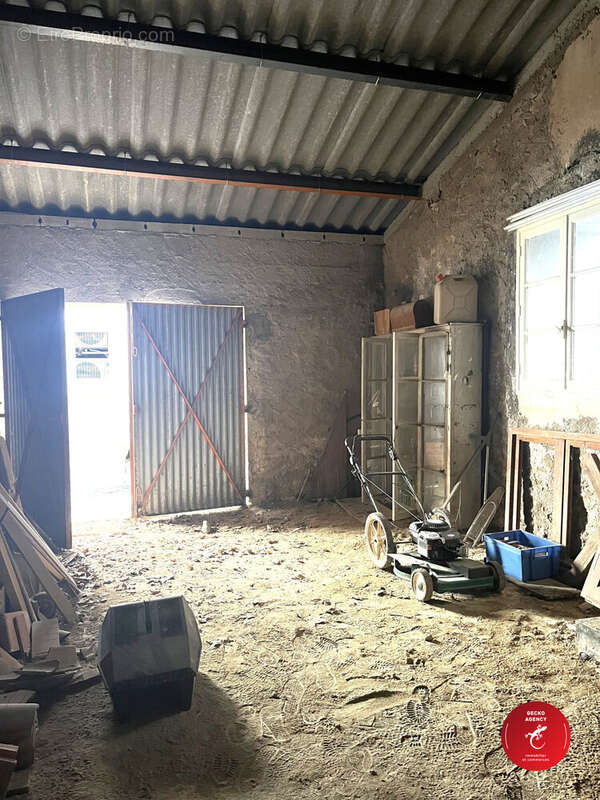 Maison à FIGANIERES