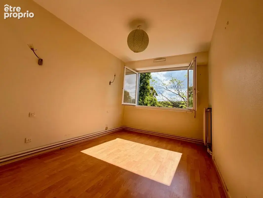 Appartement À Vendre T3 Vue Loire 67 m2 - photo 3