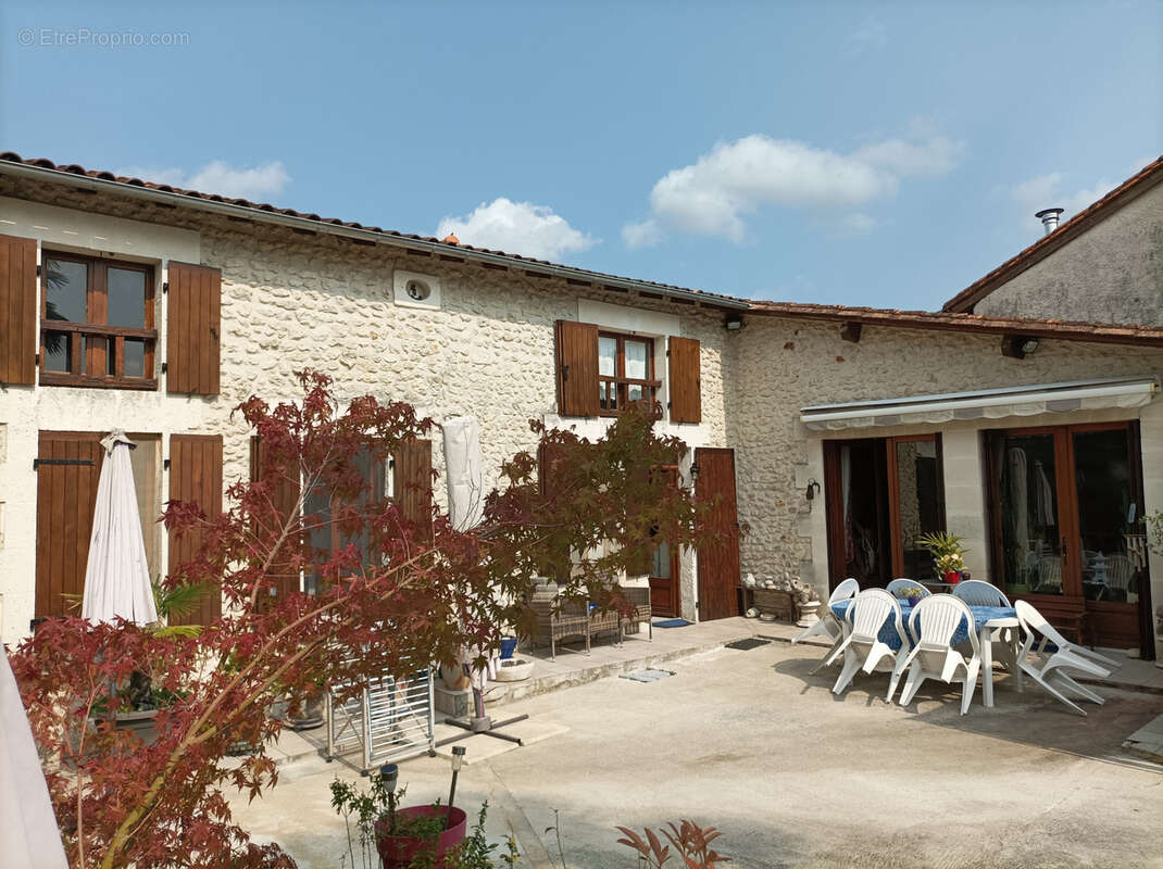 Maison à SAINT-SEVERIN