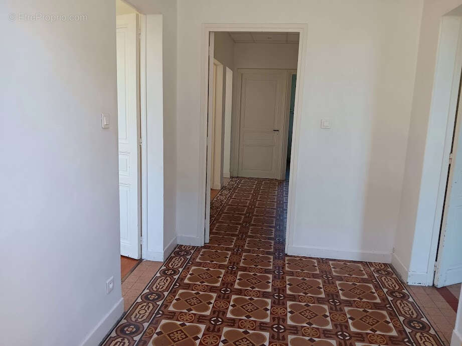 Maison à LABASTIDE-SAINT-PIERRE