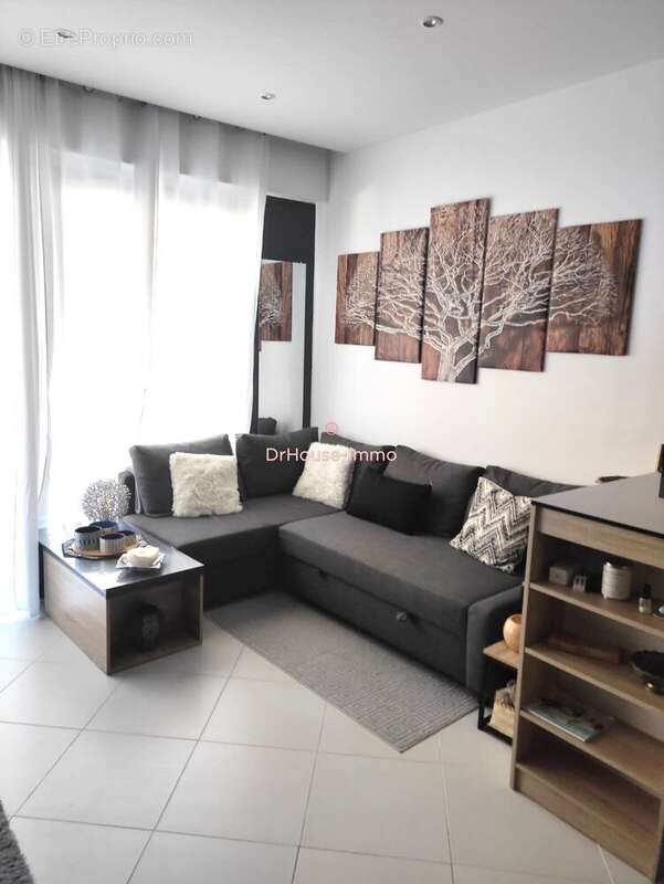 Appartement à MARSEILLE-8E