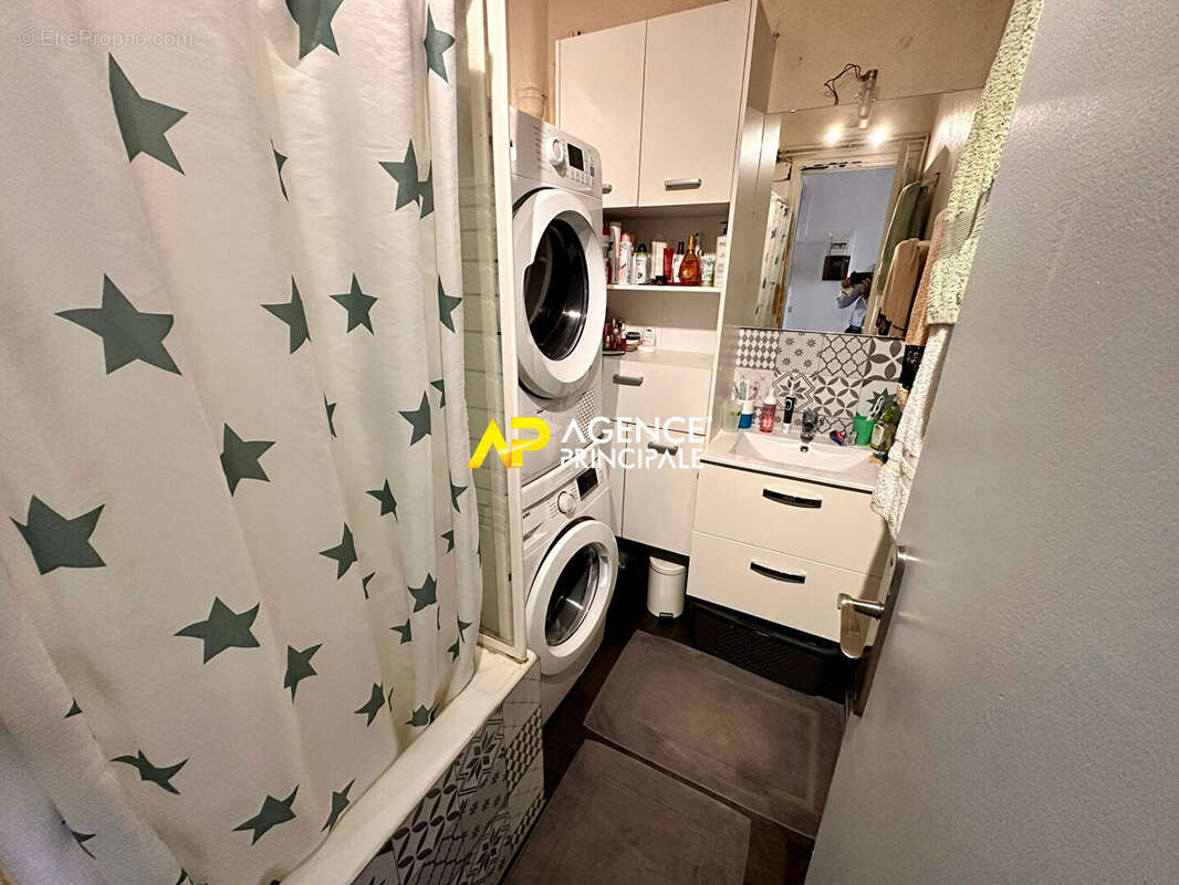 Appartement à SARTROUVILLE