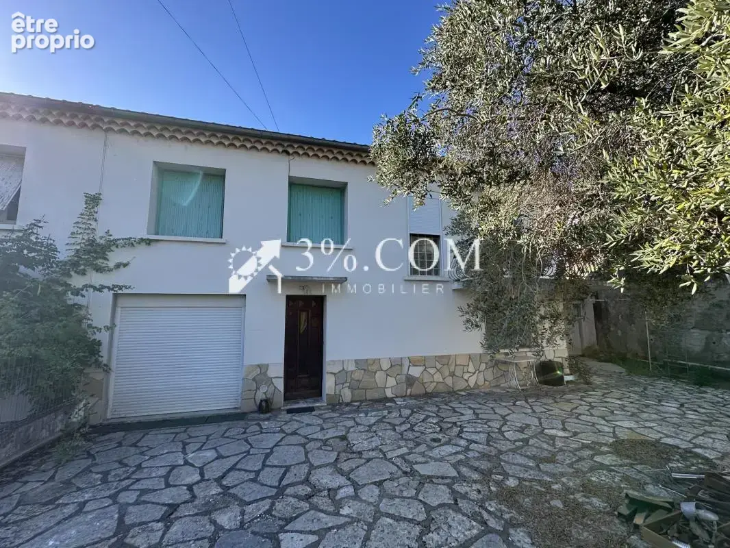 Maison de ville sur deux niveaux avec 2 garages - photo 1
