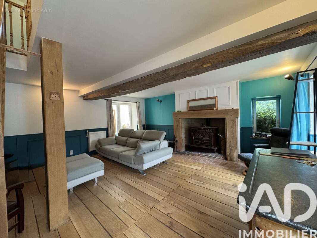 Maison 248 m² à Bournand  - photo 8