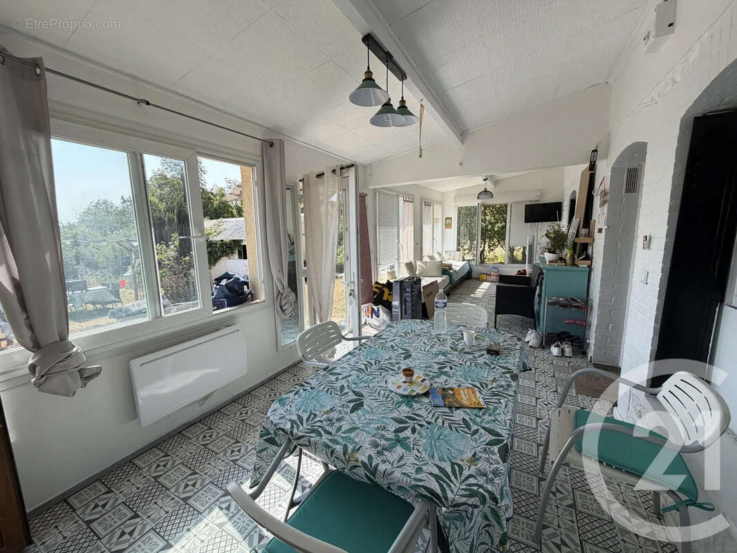 Maison 110 m² à Saint-Hilaire-La-Gravelle  - photo 4