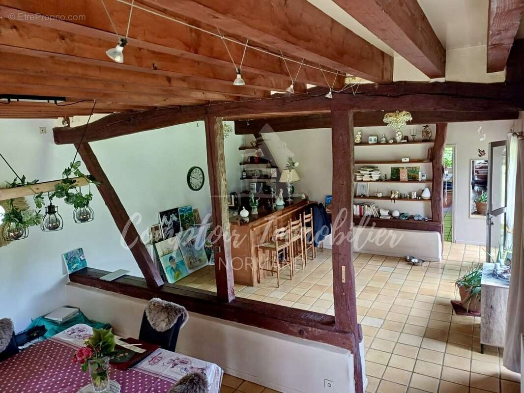 Maison à SAINT-DENIS-D&#039;ACLON