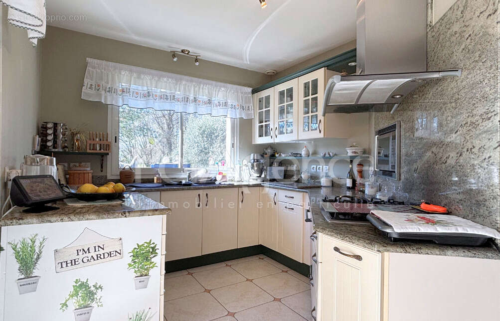 Maison à SAINT-PALAIS-SUR-MER