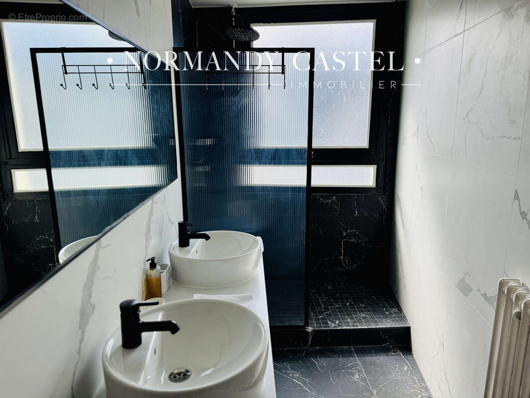 Appartement à DEAUVILLE